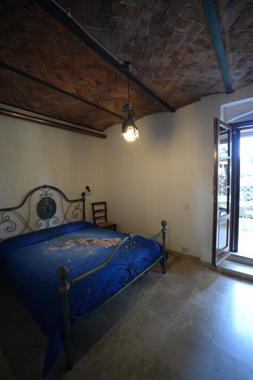 Hostal La Spiga D'Oro Pozzo  Habitación foto